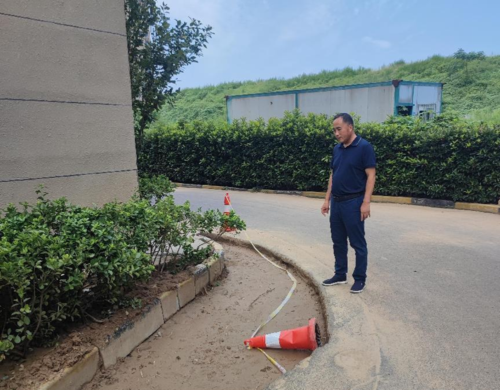 集團公司黨委委員、副總經(jīng)理祁紅軍到柳林安置區(qū)檢查督導(dǎo)消防整改和驗收工作